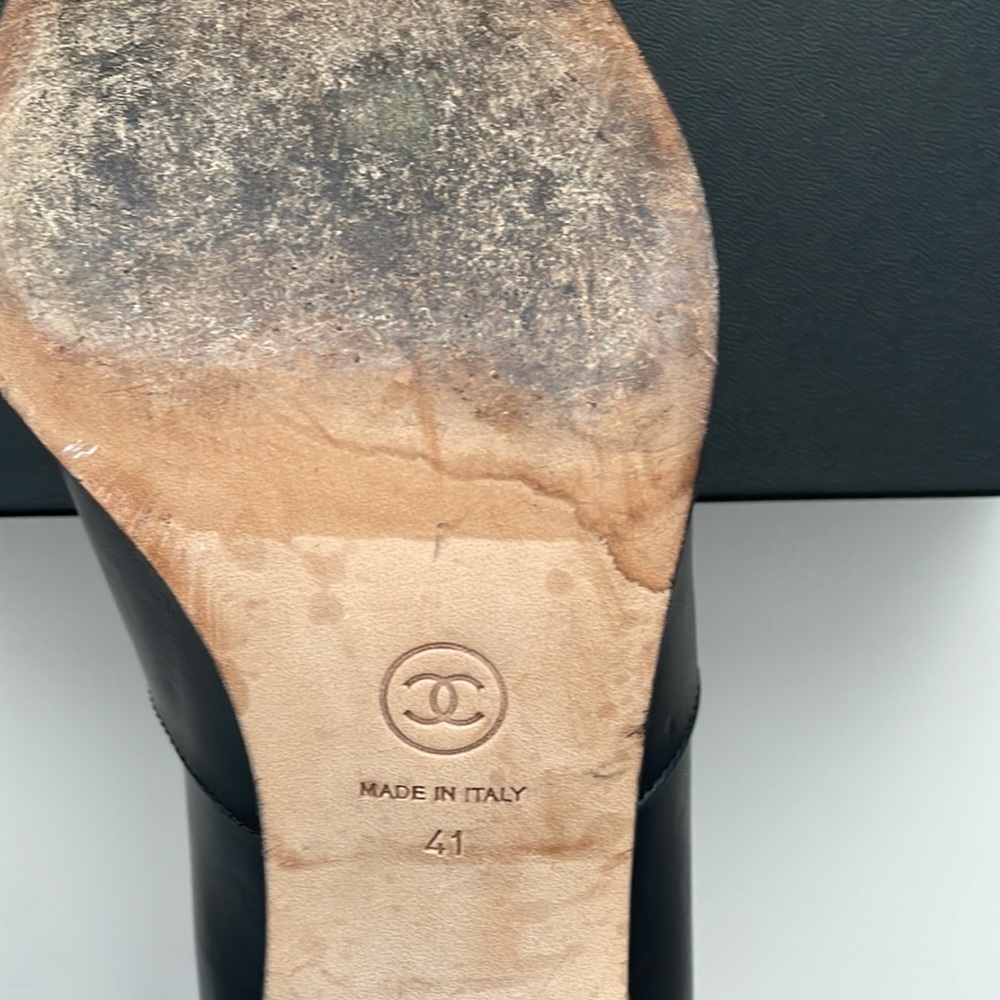 CHANEL Black Calfskin Short Boots - Picture 14 of 15